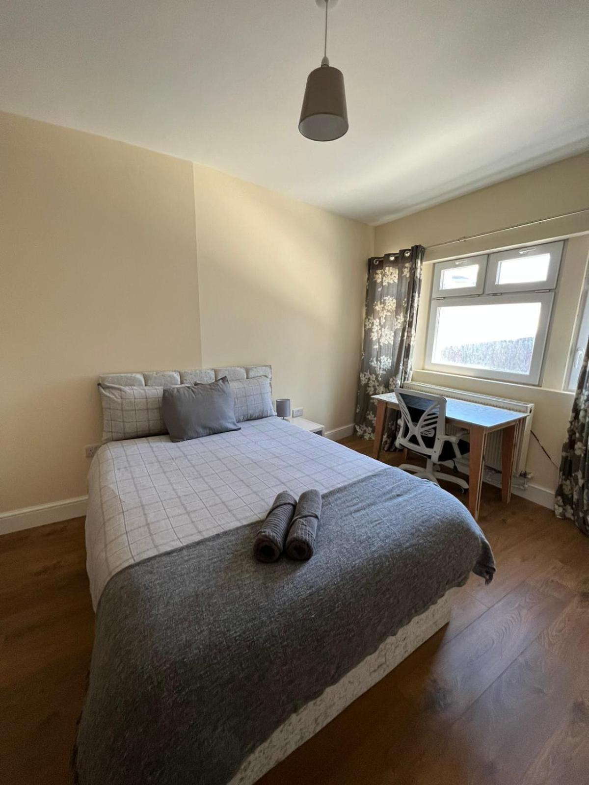 Affordable In Shared Flat, Bridge
