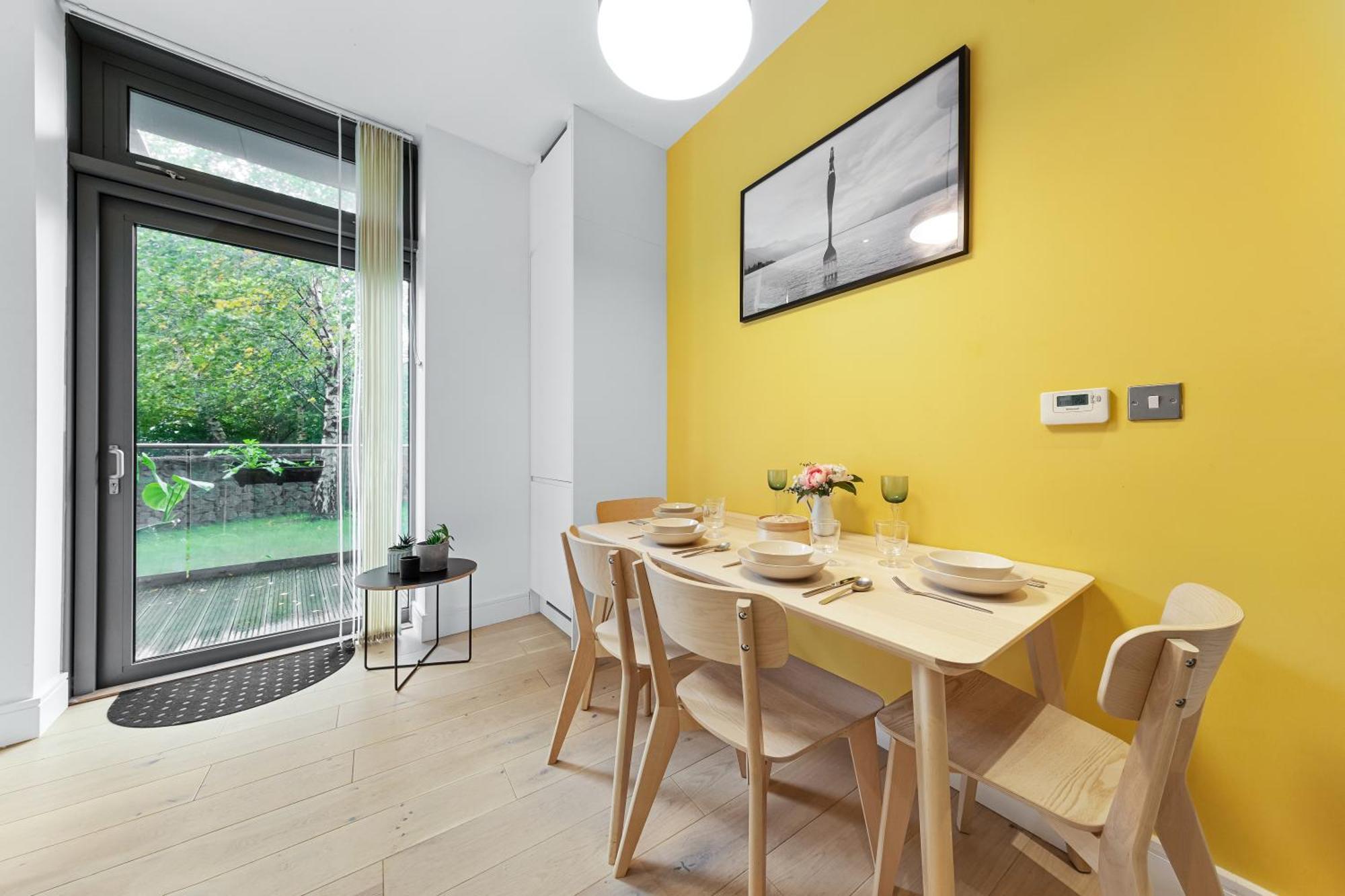 Apartment Trendy 2 Bed Flat In Greenwich With Car Parking