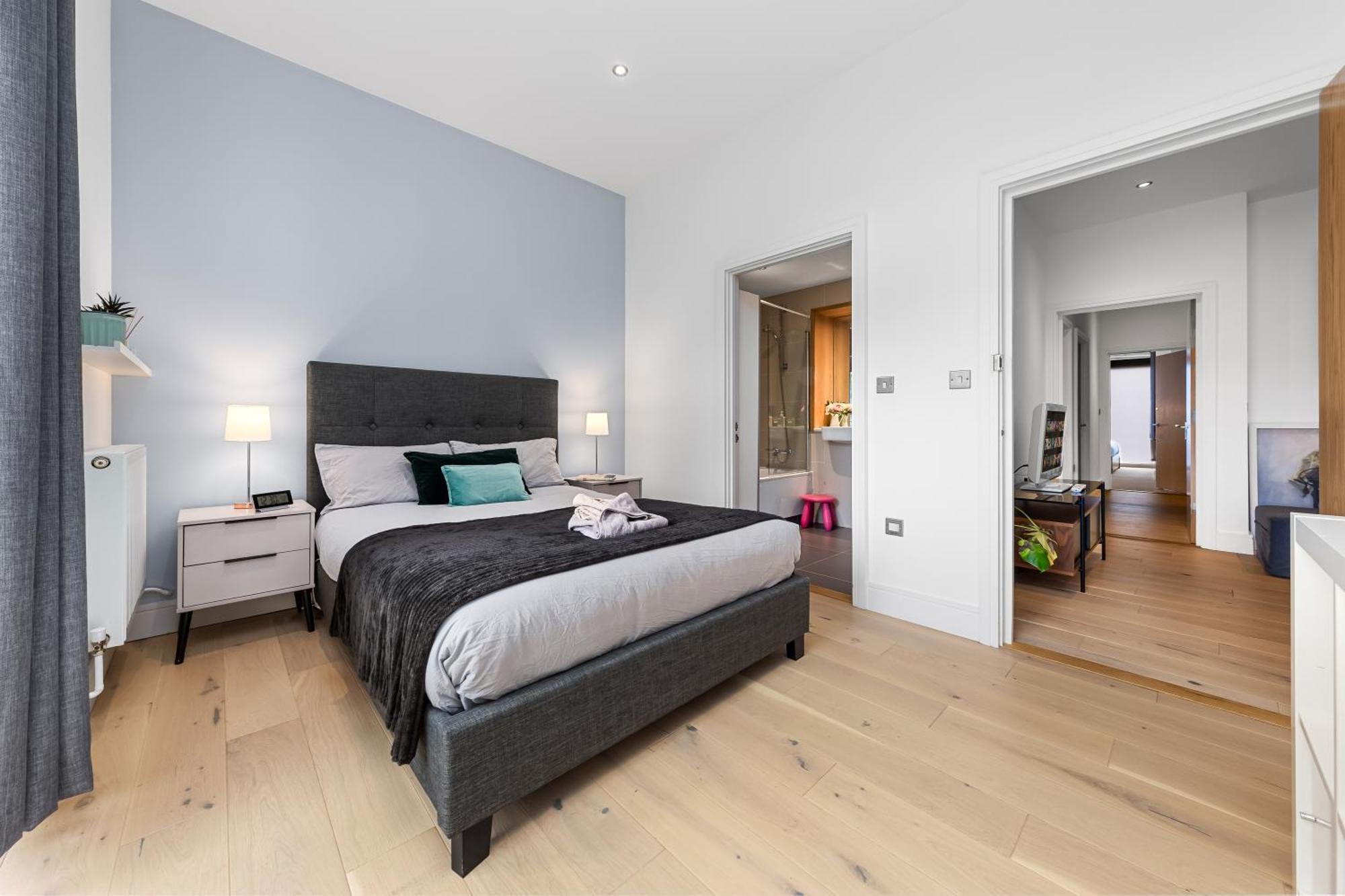 Trendy 2 Bed Flat In Greenwich With Car Parking * London