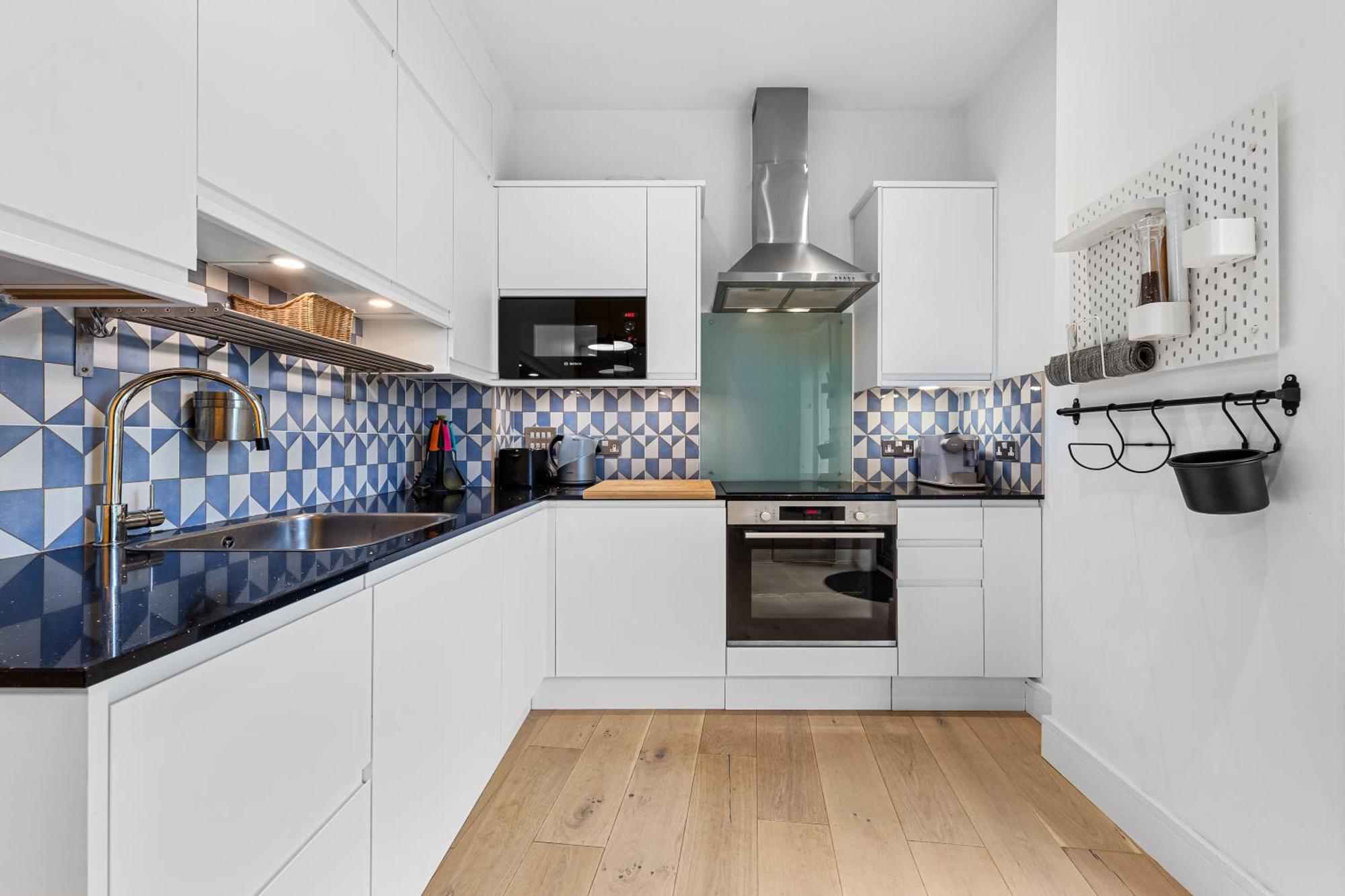 Apartment Trendy 2 Bed Flat In Greenwich With Car Parking *