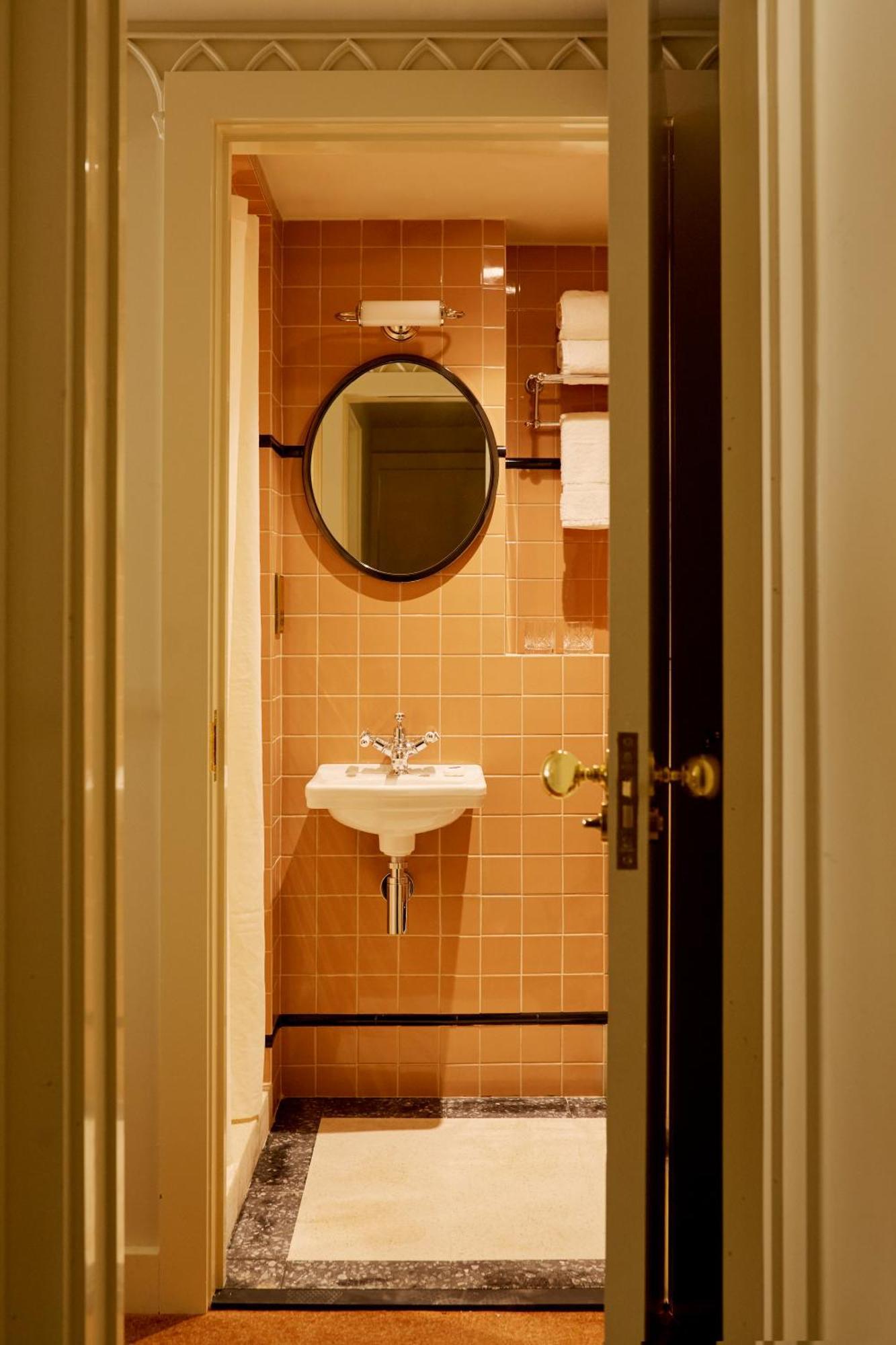 ¿cuáles Son Mejores Cerca De Coca-cola Eye? Hotel