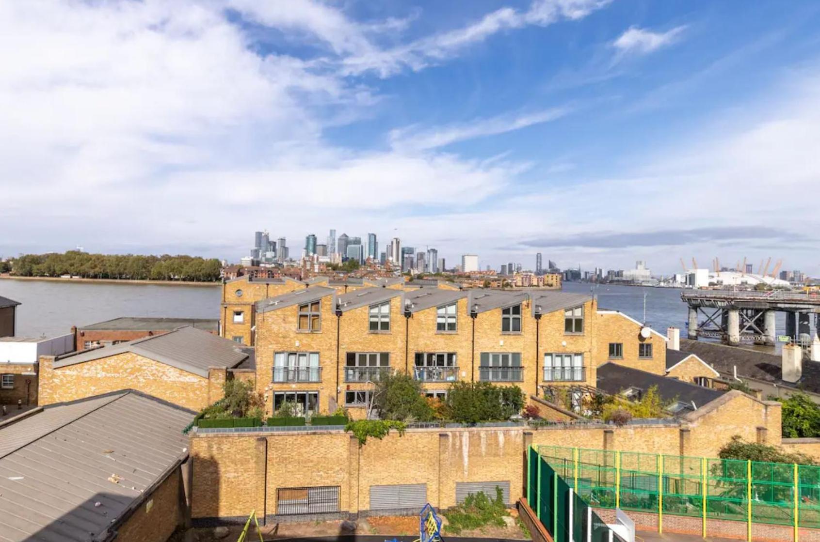 Stunning 1 Bed Flat In The Heart Of Greenwich Apartment