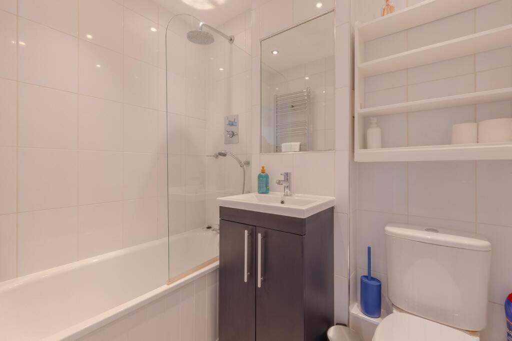 Modern 1bd Flat - 15 Min Walk To Bridge Apartamento