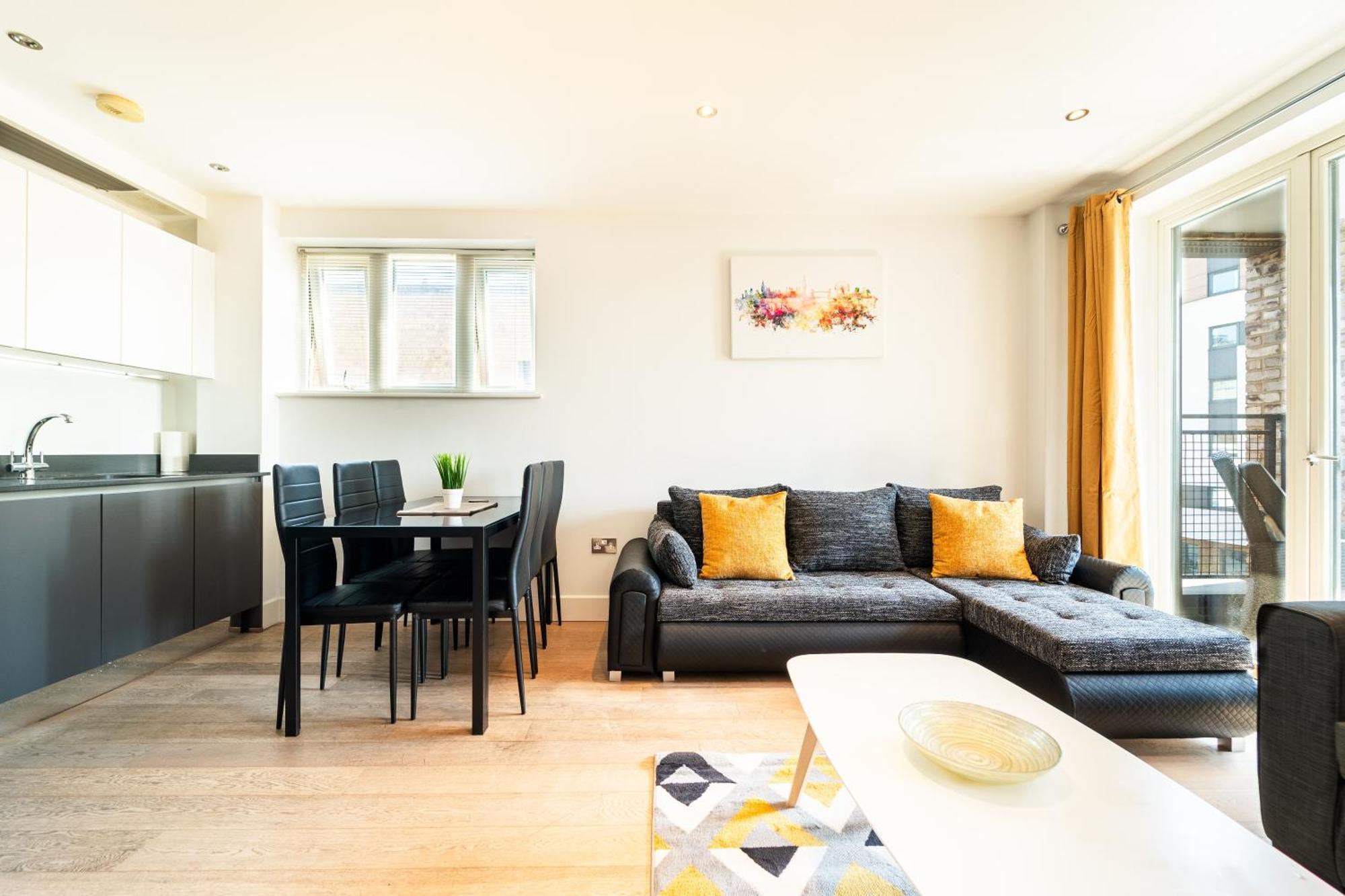 Luxury Greenwich 2bed 2bath - Sleep 6 Guest- 1 Min From Station - Close To Greenwich Maritime- Playstation Provided Londen