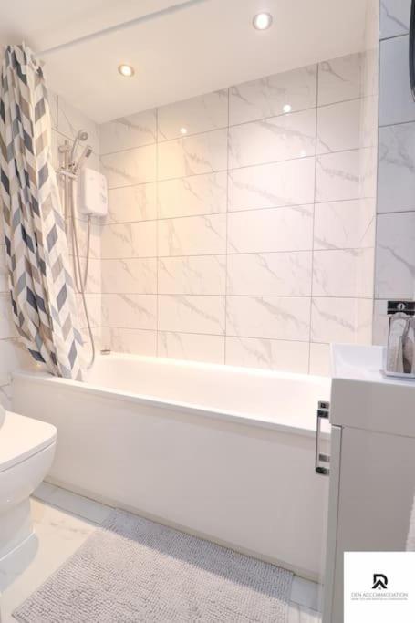 Apartamento Den & Short Lets Greenwich - 3 Bed House Londres