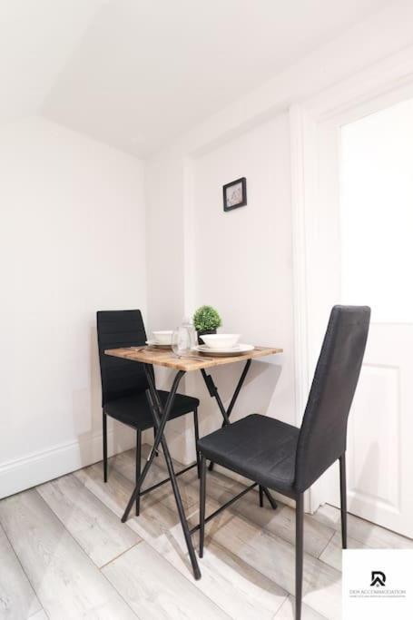 Apartamento Den & Short Lets Greenwich - 3 Bed House Londres