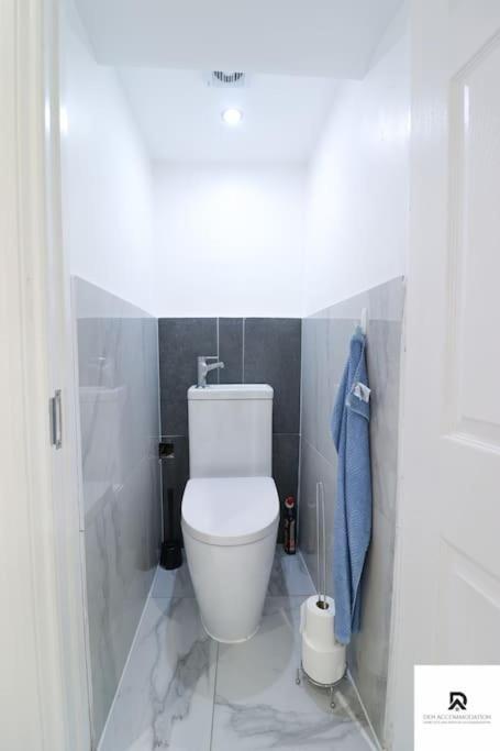 Apartamento Den & Short Lets Greenwich - 3 Bed House *