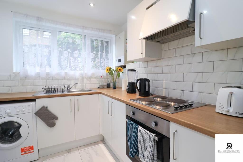 Apartamento Den & Short Lets Greenwich - 3 Bed House *