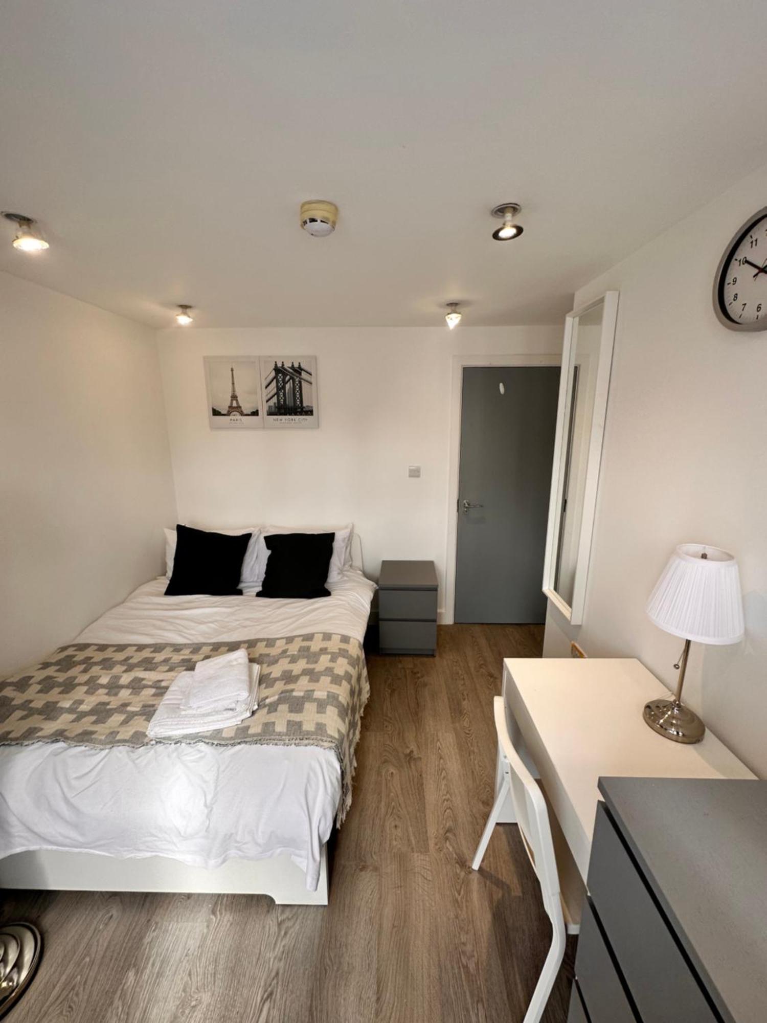 Double And Single In Bromley By Bow Gasthof