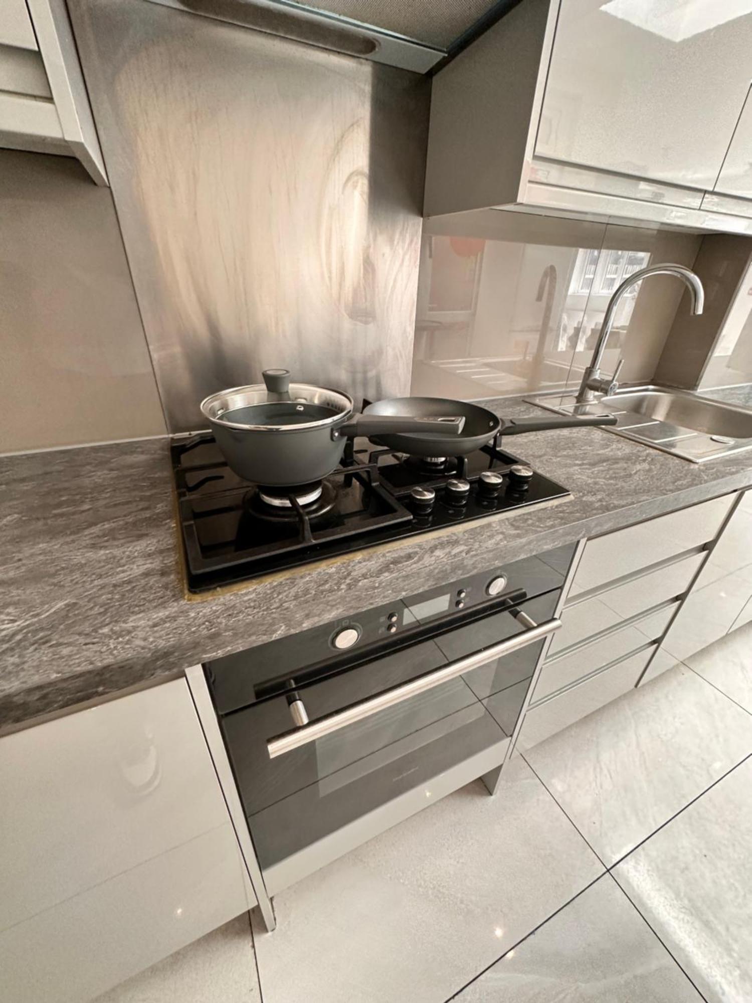 Gasthof Double And Single In Bromley By Bow *