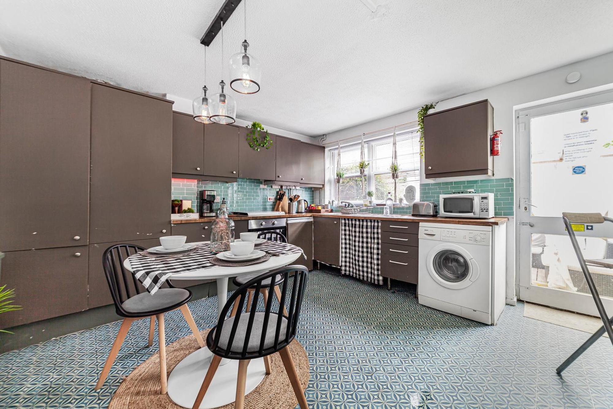 2bed Garden House W/hot Tub, Sauna & Cinema Сasa de vacaciones