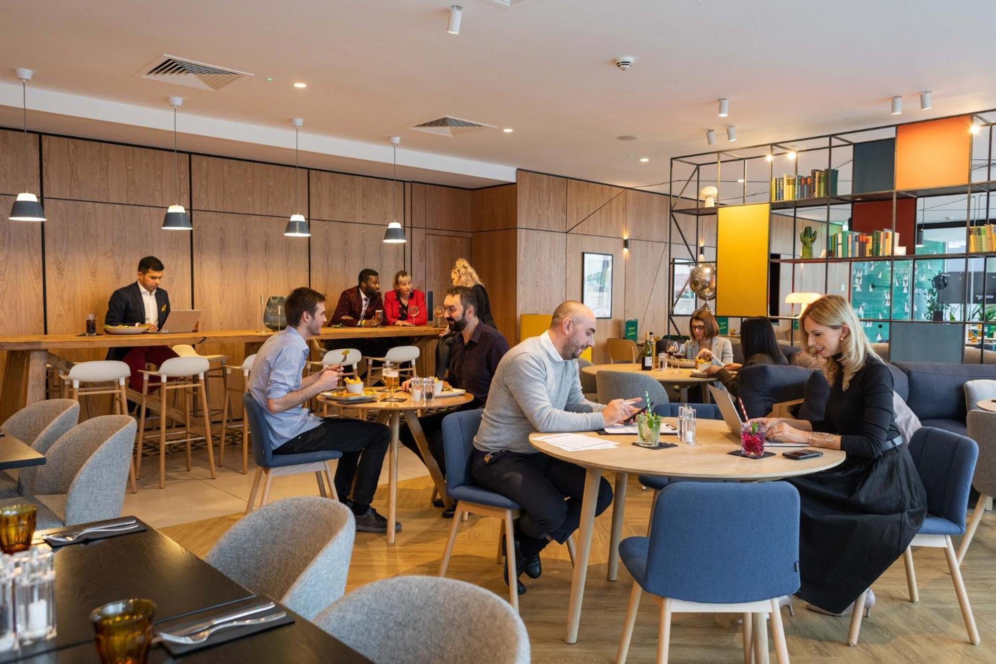 - Whitechapel By Ihg London