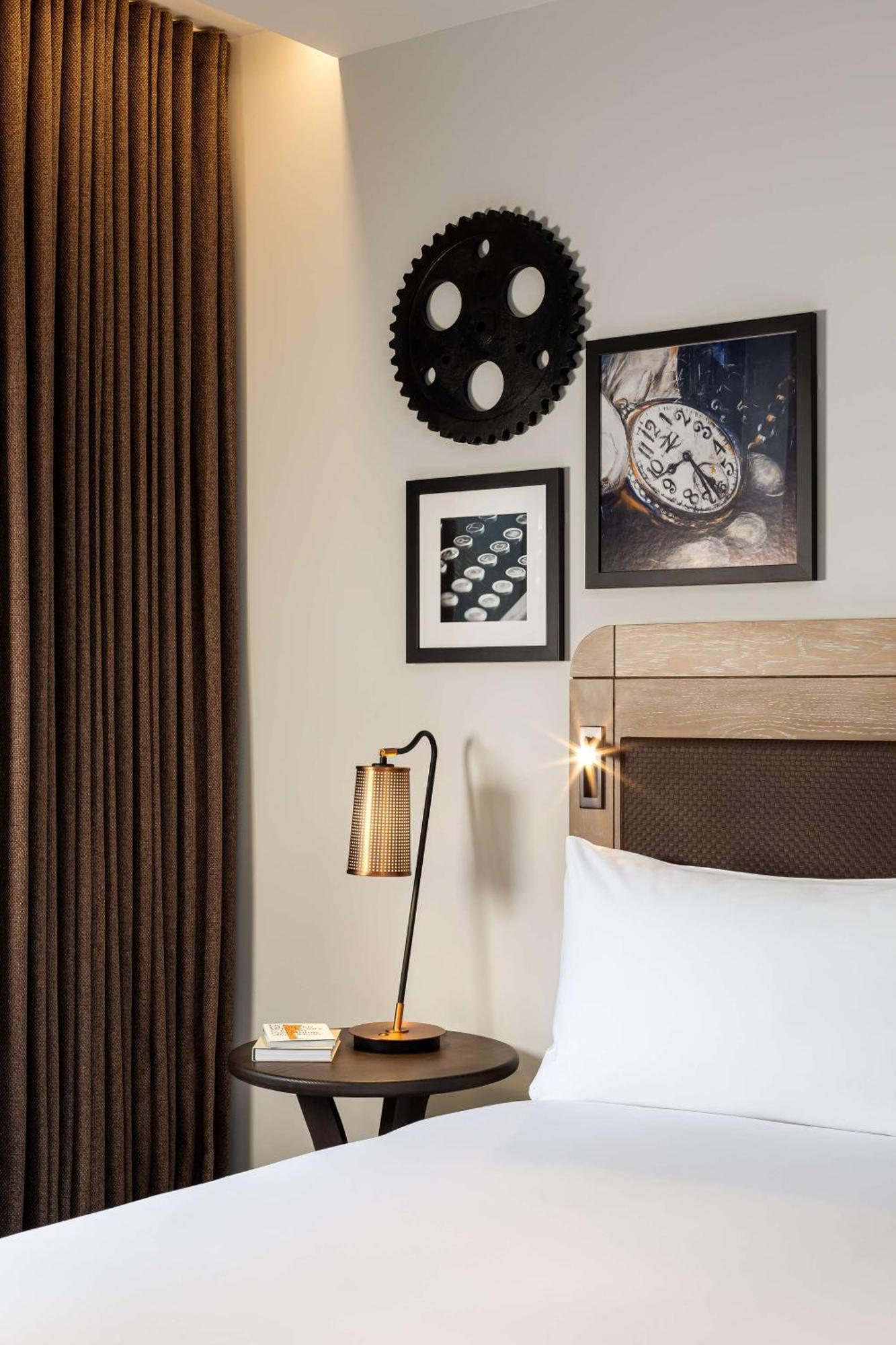 The Gantry London, Curio Collection By Hilton Hotel Londen