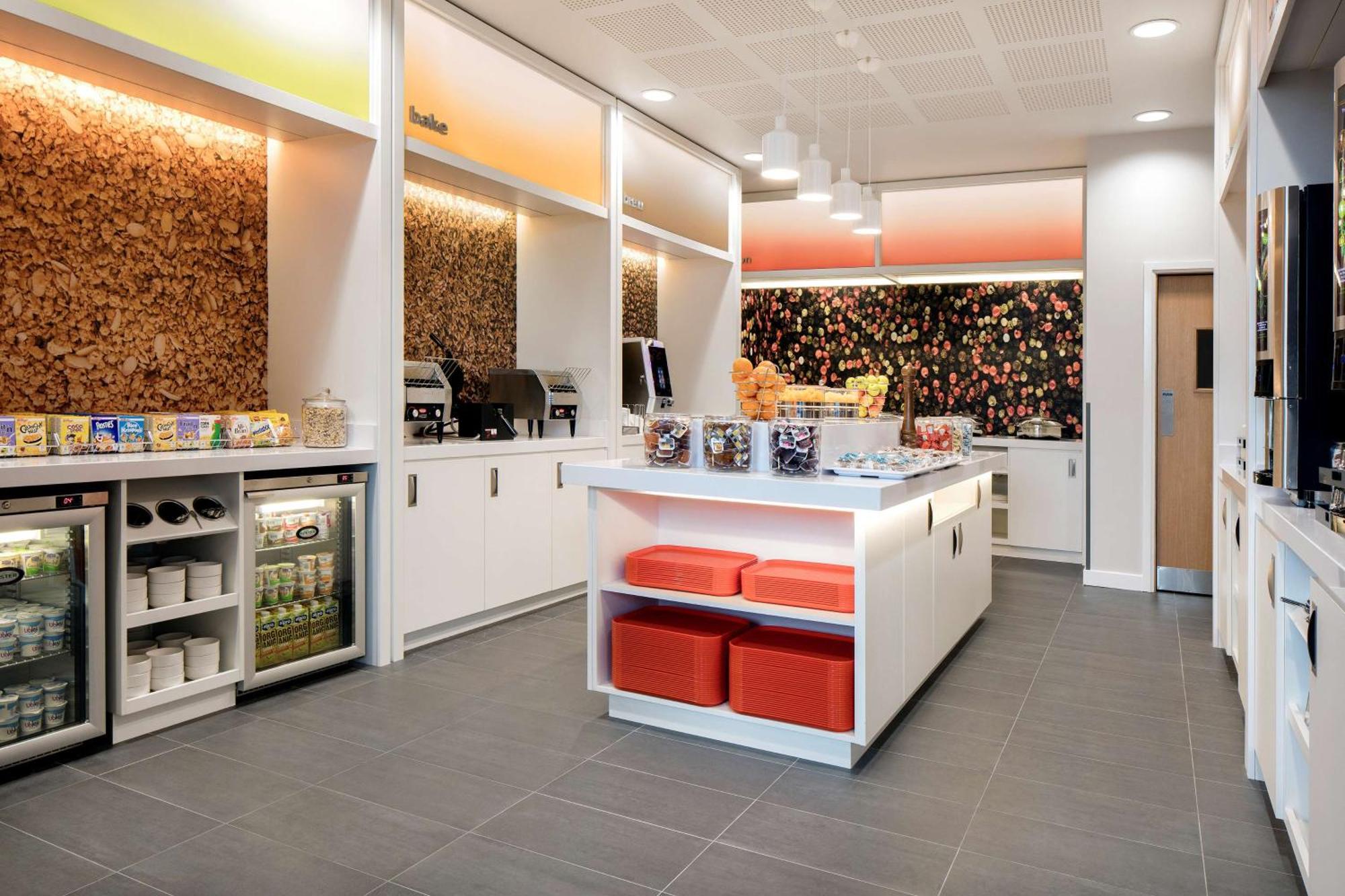 Hampton By Hilton Docklands Hotel Londres