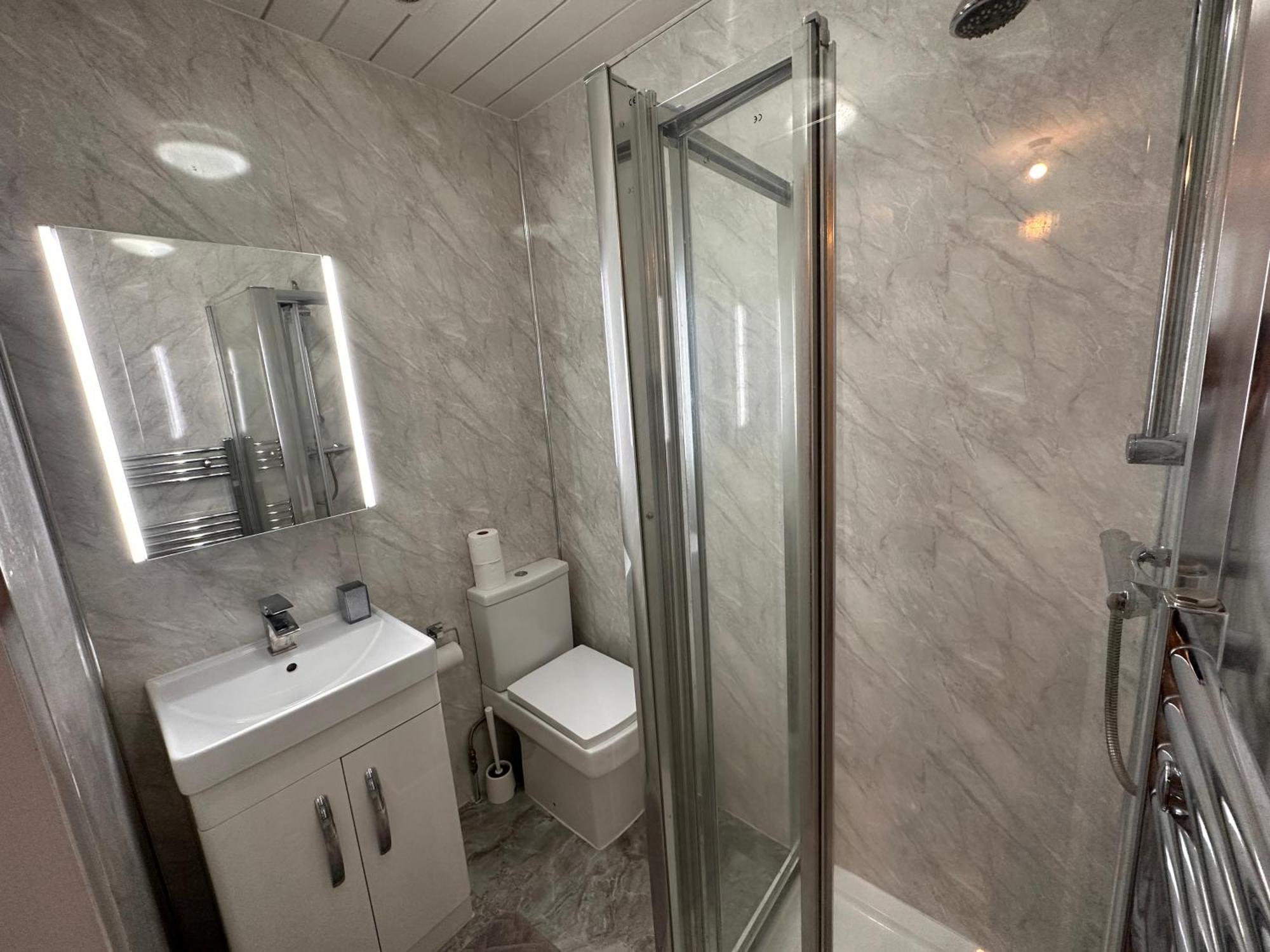 5 Bed 5 Bath / Brick Lane E1 London