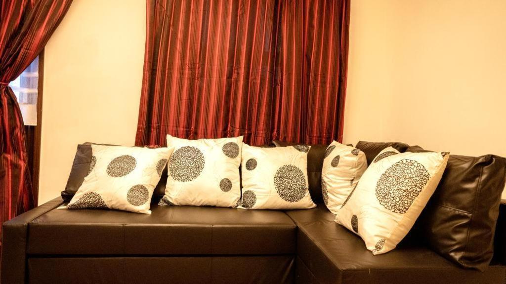 Spacious 2 Bedroom Flat * Londres