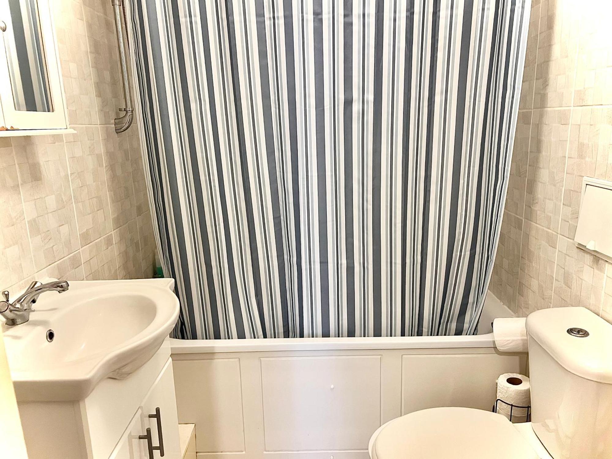 White Chapel Holiday 2 Bedroom Apartamento Londres