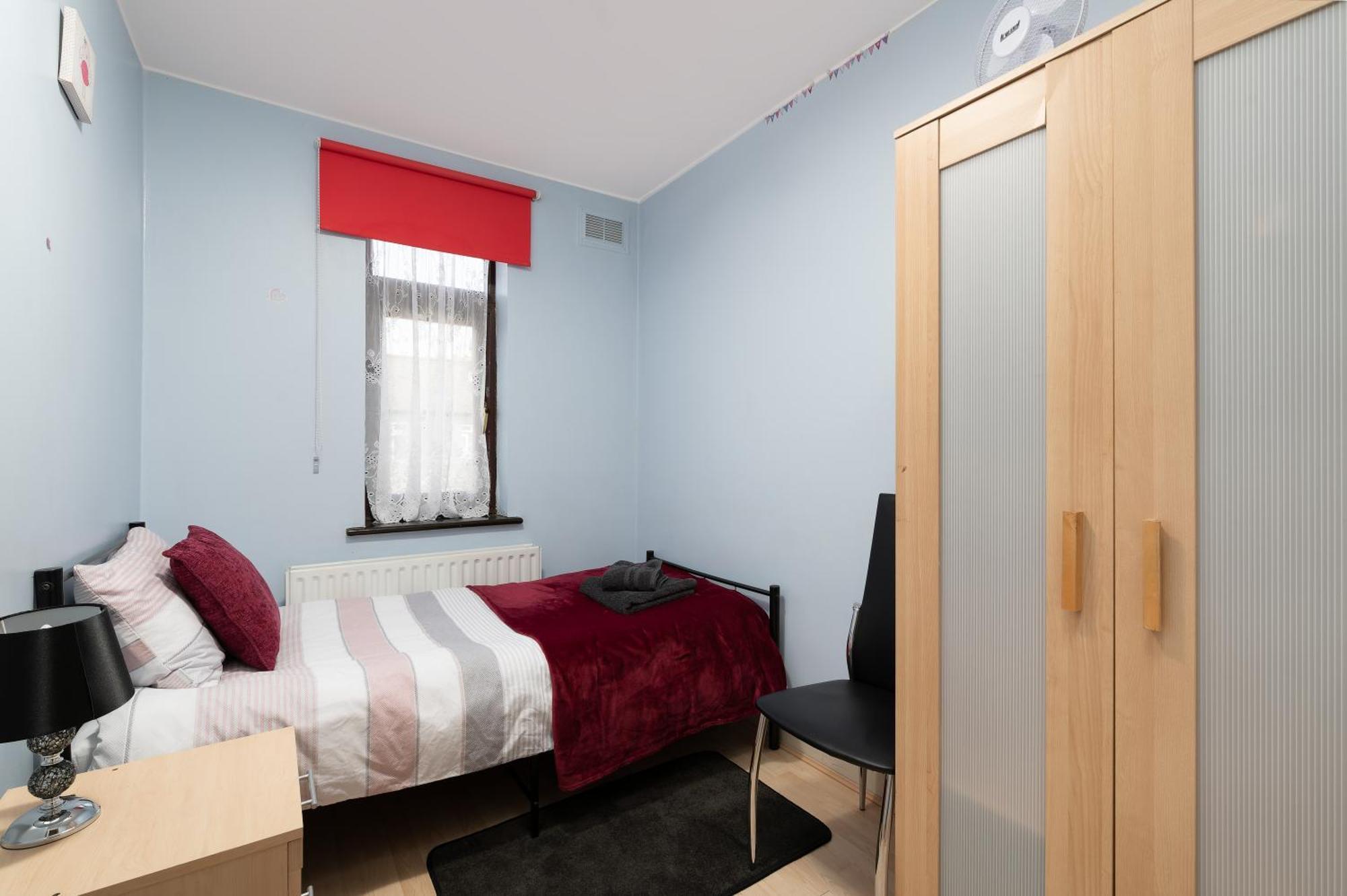 Apartamento Excel 5min Custom House Station Parking Wifi Sleeps 6 *