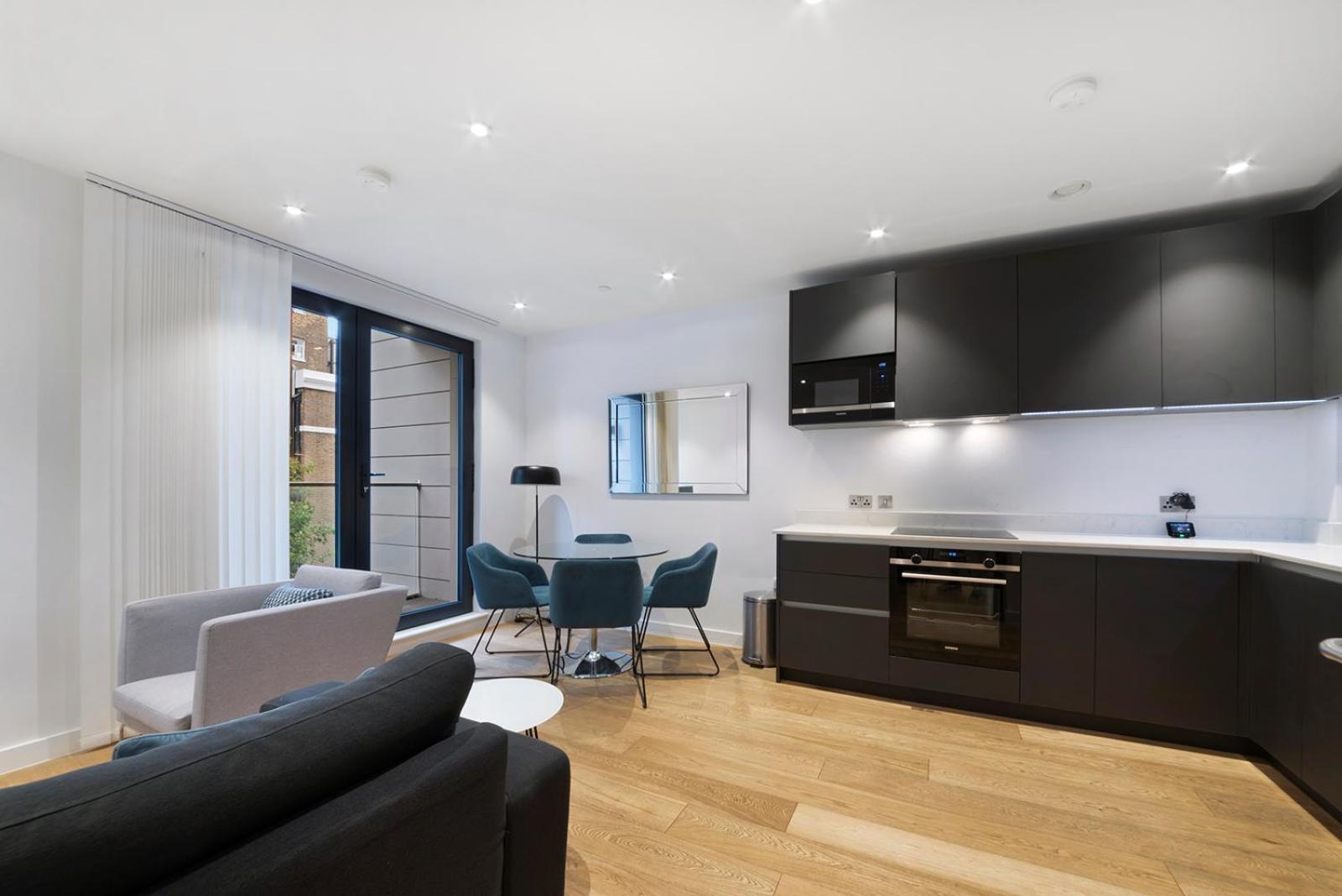 1 Bedroom Close To Tower Hill Appartement