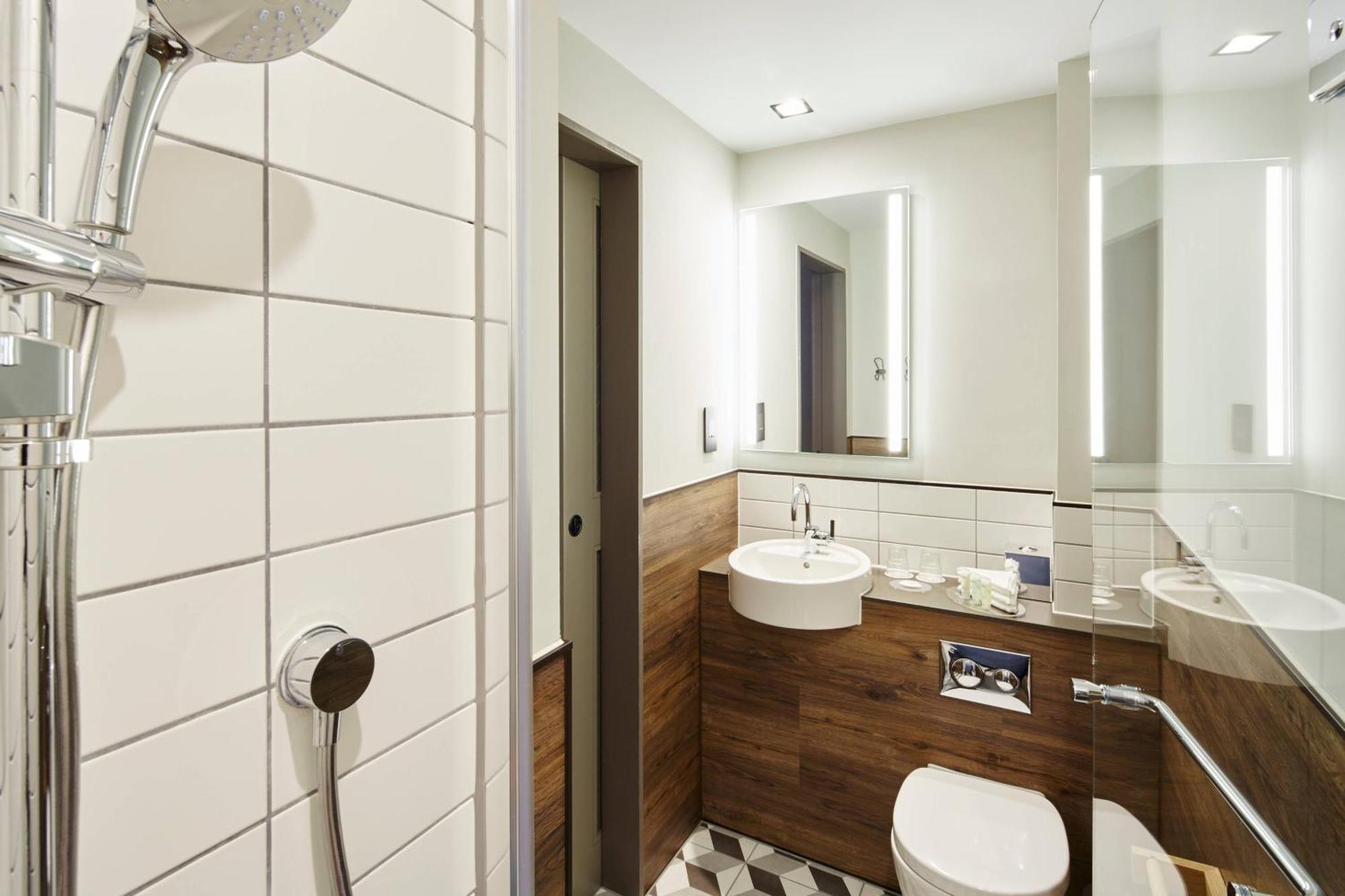 By Marriott Tower Bridge 4* Londen