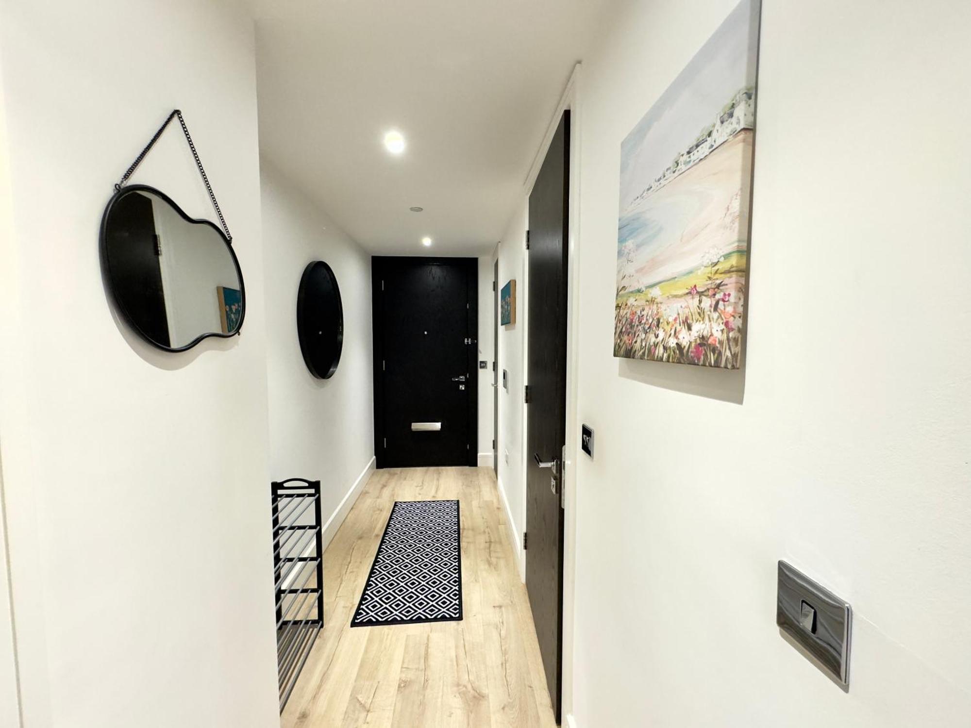 Tower Bridge, Luxury Flat With Beautiful Garden Views Appartement Londen