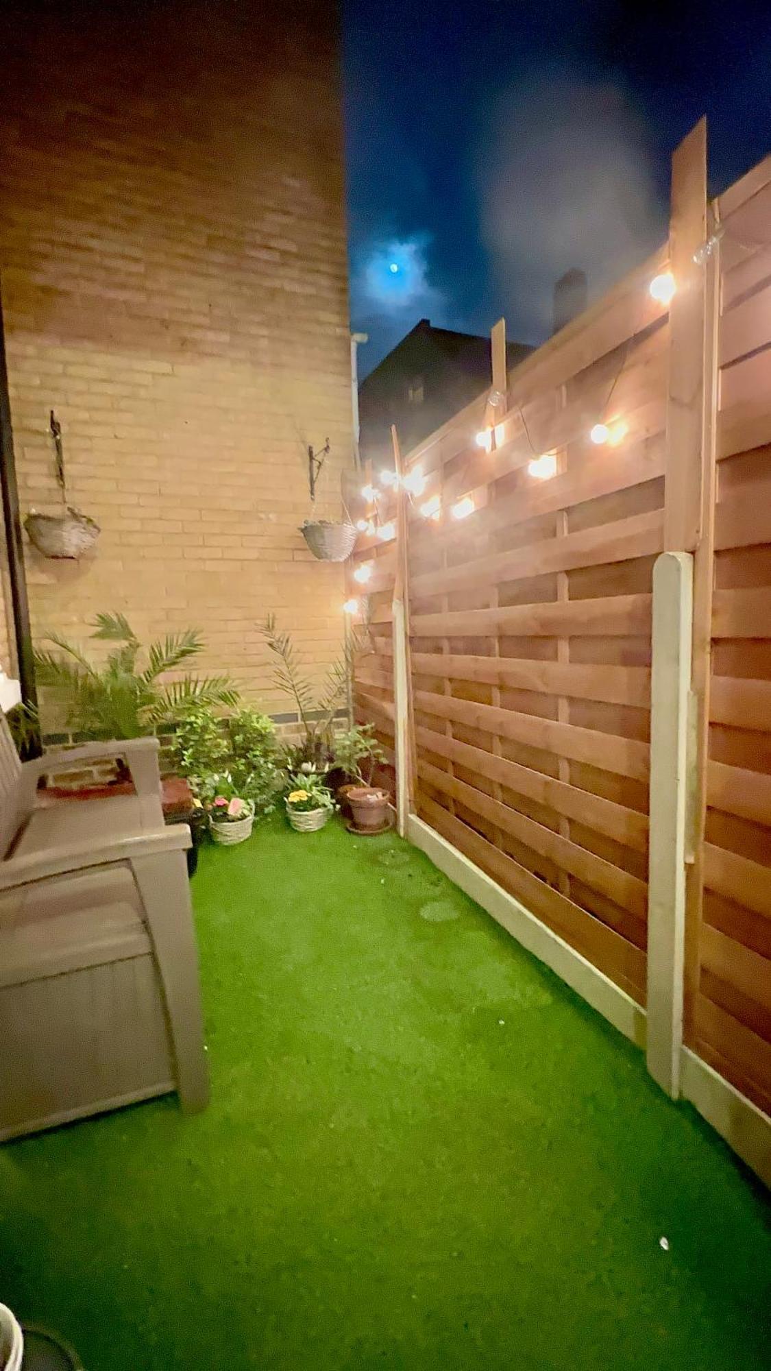 A Beautiful Stylish 2 Bedroom -city Of Apartment *