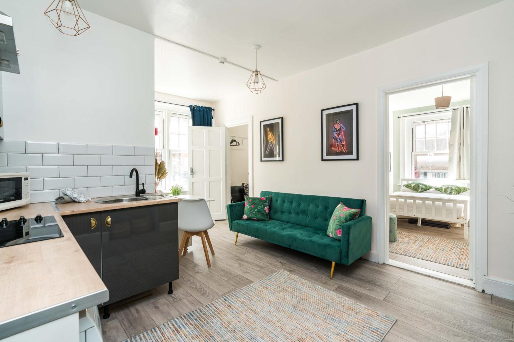 Lv2 Shoreditch-bricklane-convenient-central-liverpoolstreet *