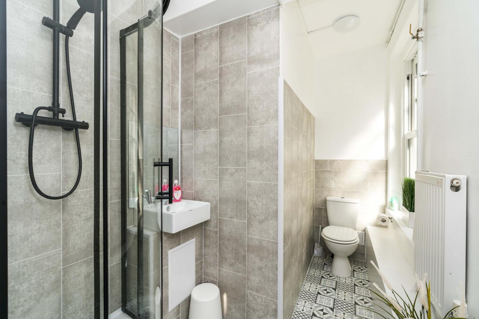 Lv2 Shoreditch-bricklane-convenient-central-liverpoolstreet *