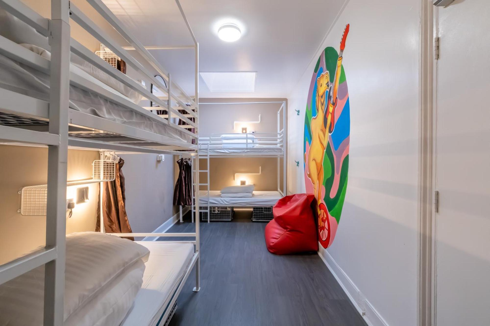 Albergue Book A Bed *