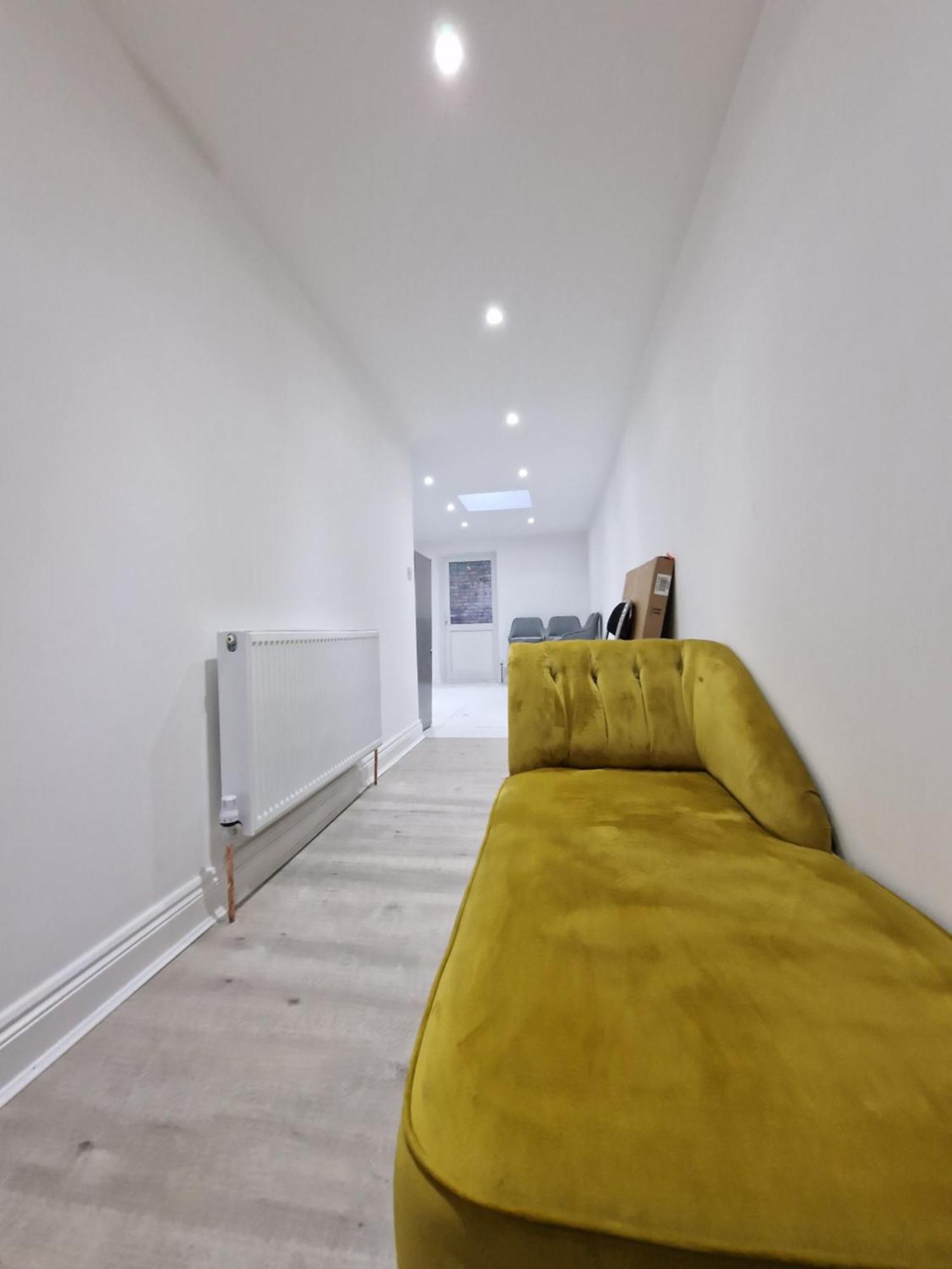 Modern Flat On Lea Bridge Road. * Londres