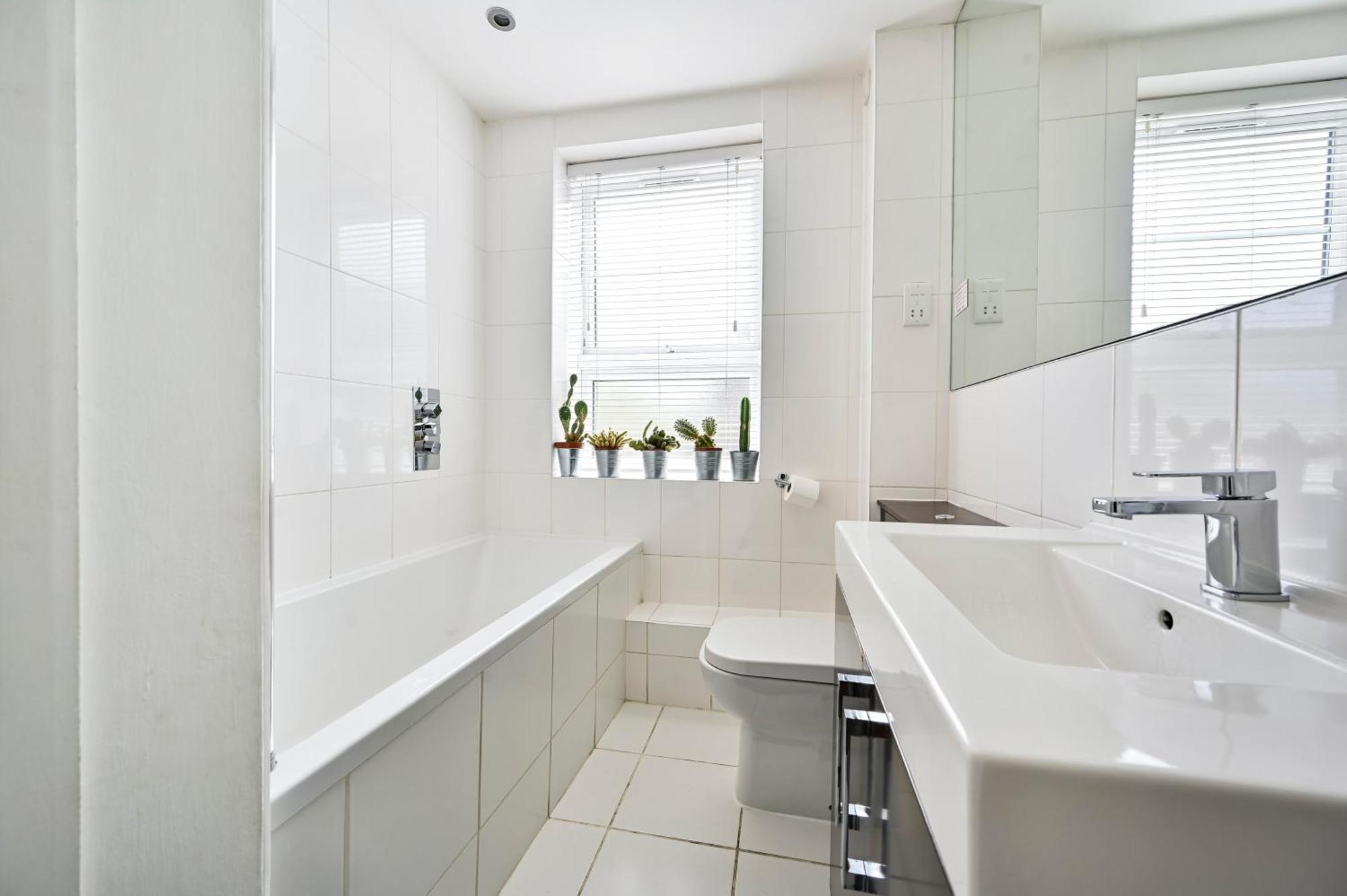 Cosy 1-Bed E15, Sleeps 4, 1 Min From Tube Station Near O2 Arena Appartement Londres