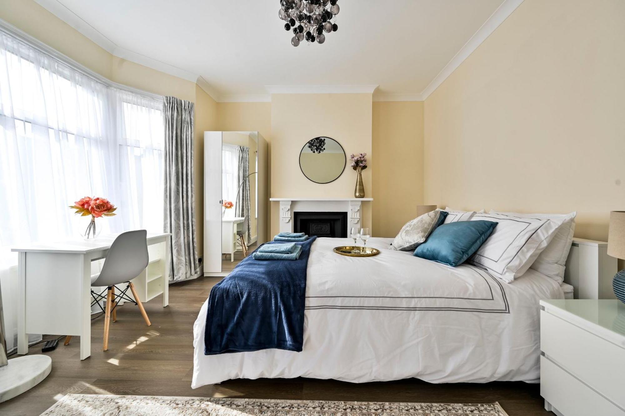 Apartamento A Two Bedroom A Stride Away From Meridian Greenwich *