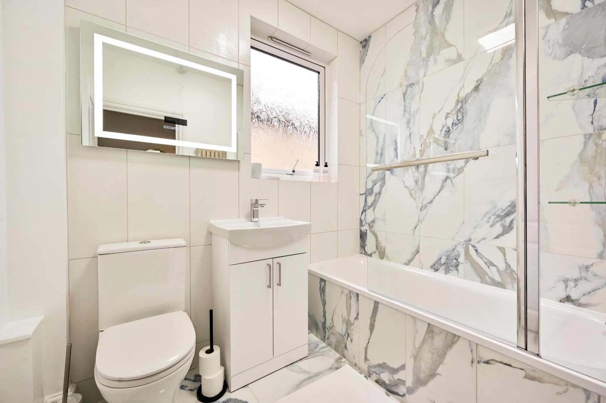 Apartamento A Two Bedroom A Stride Away From Meridian Greenwich Londres