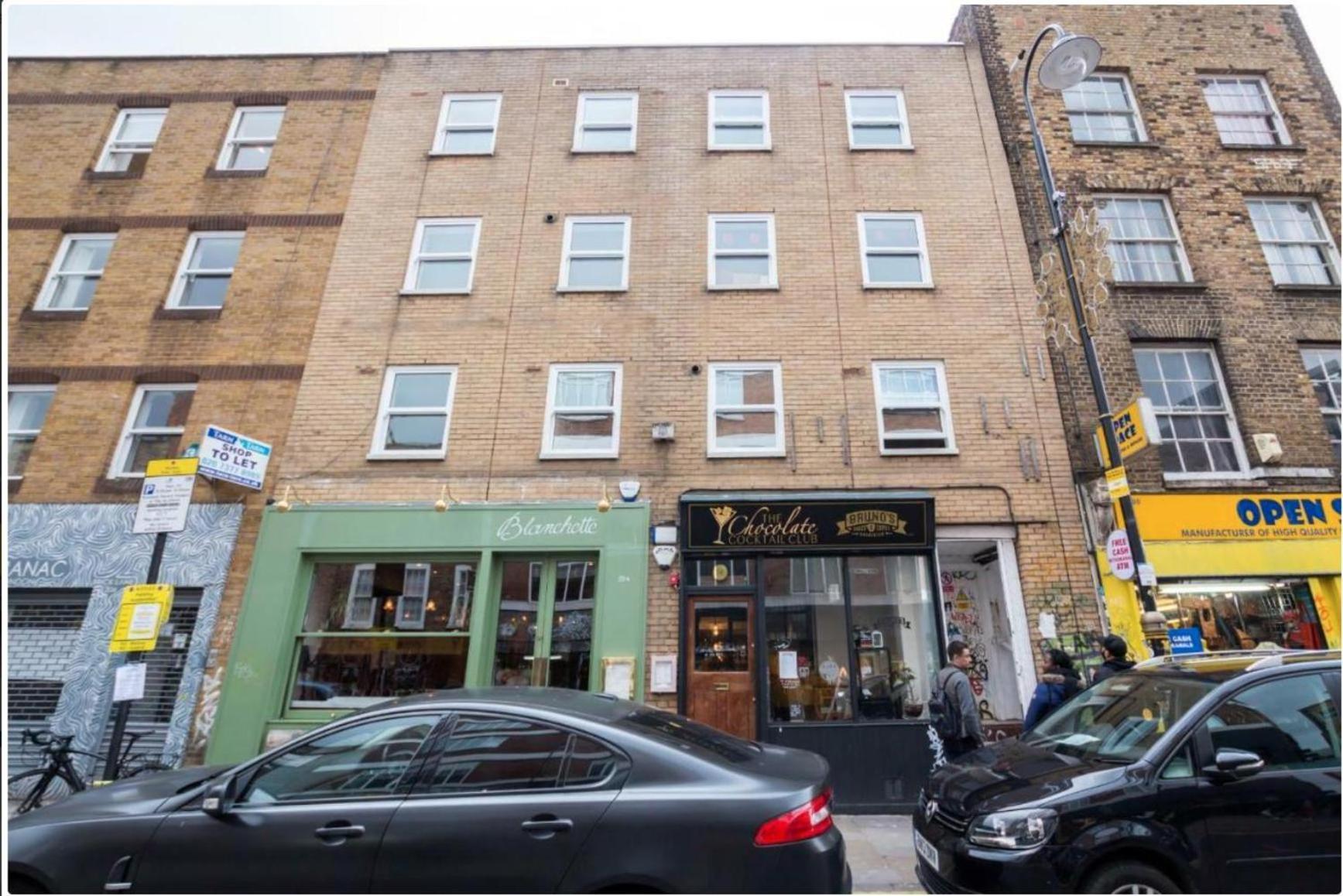 Wonderful In The Trendy Brick Lane