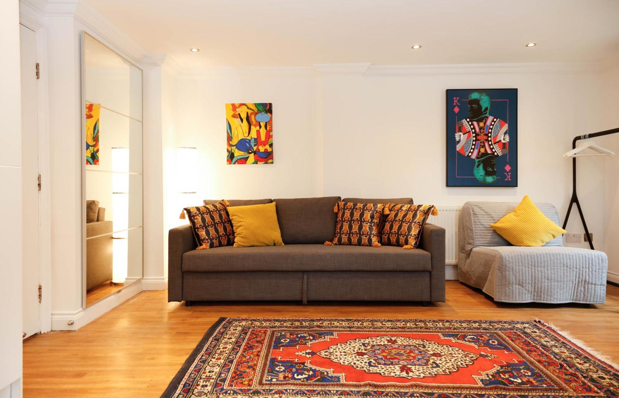 Appartement New Luxury In Location Next To Shops, Cafes, Bars & Metro Londres
