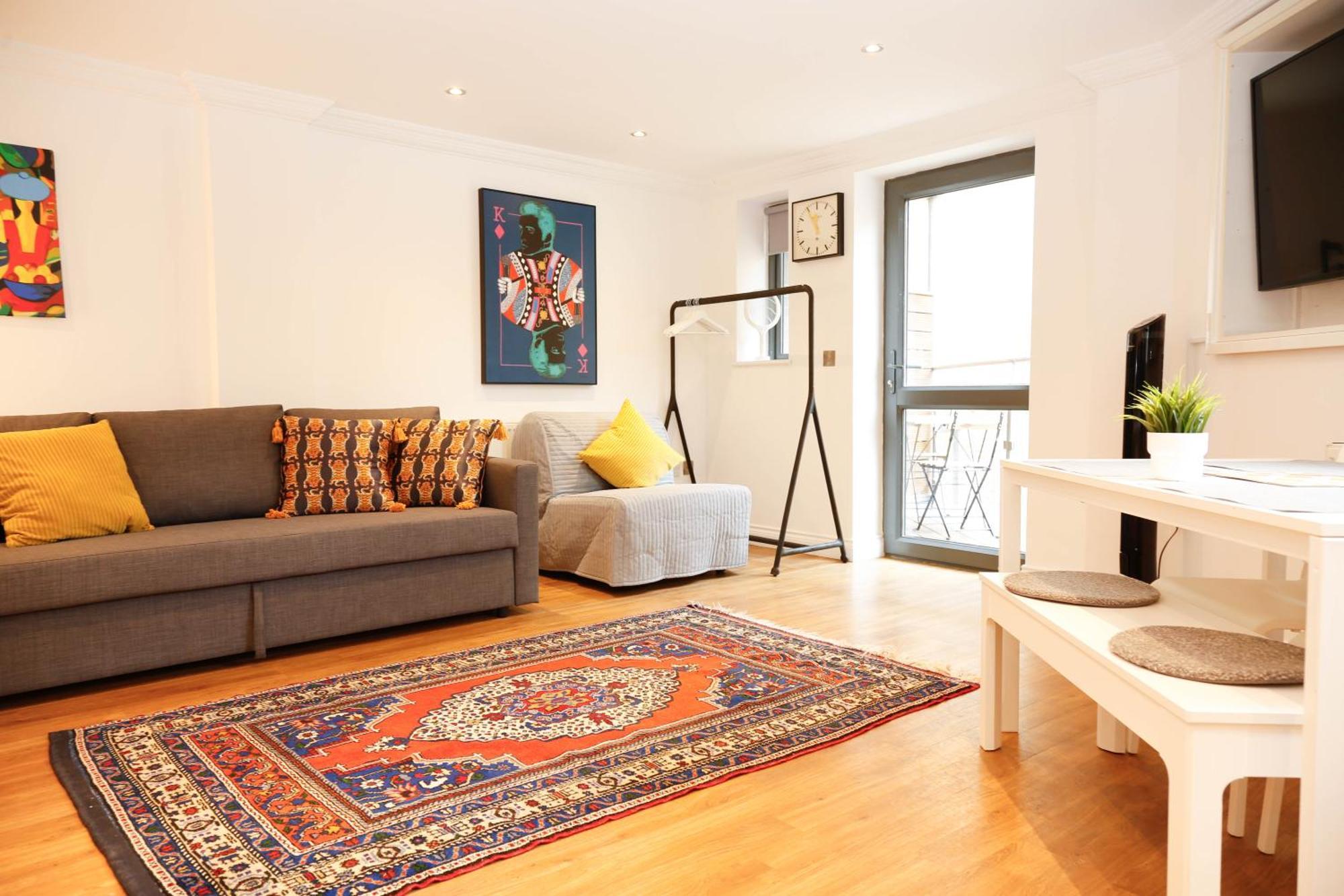 Appartement New Luxury In Location Next To Shops, Cafes, Bars & Metro