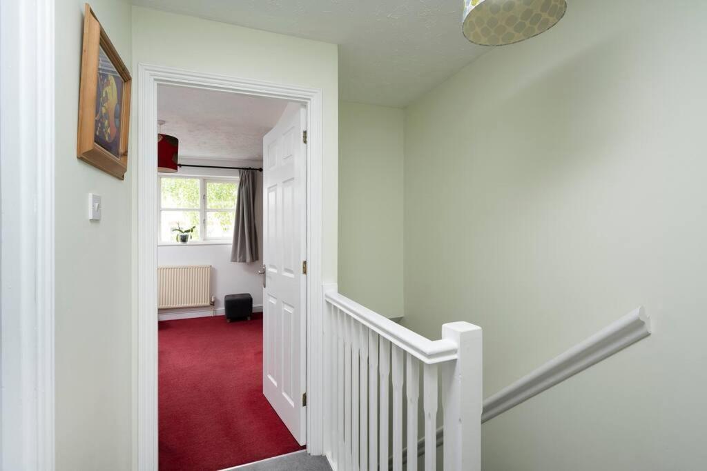 Victoria Park 2 Bedroom House W/ Garden & Parking Ferienhaus