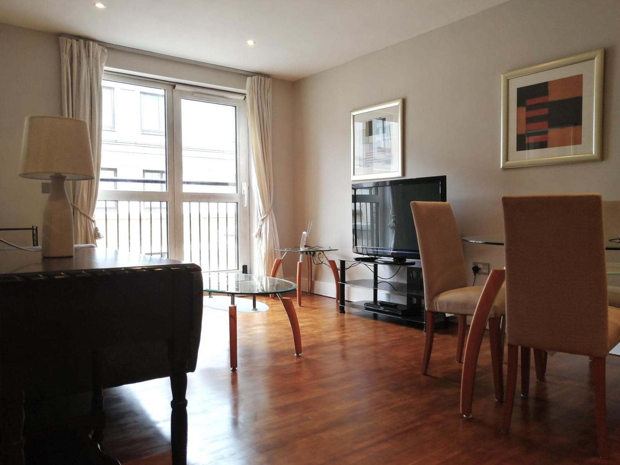 Apartamento Still Life Tower Hill Executive *