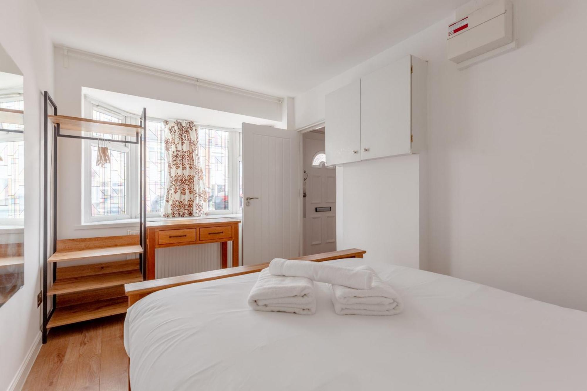 Spacious 4bd Near Excel London! Hébergement de vacances Londres