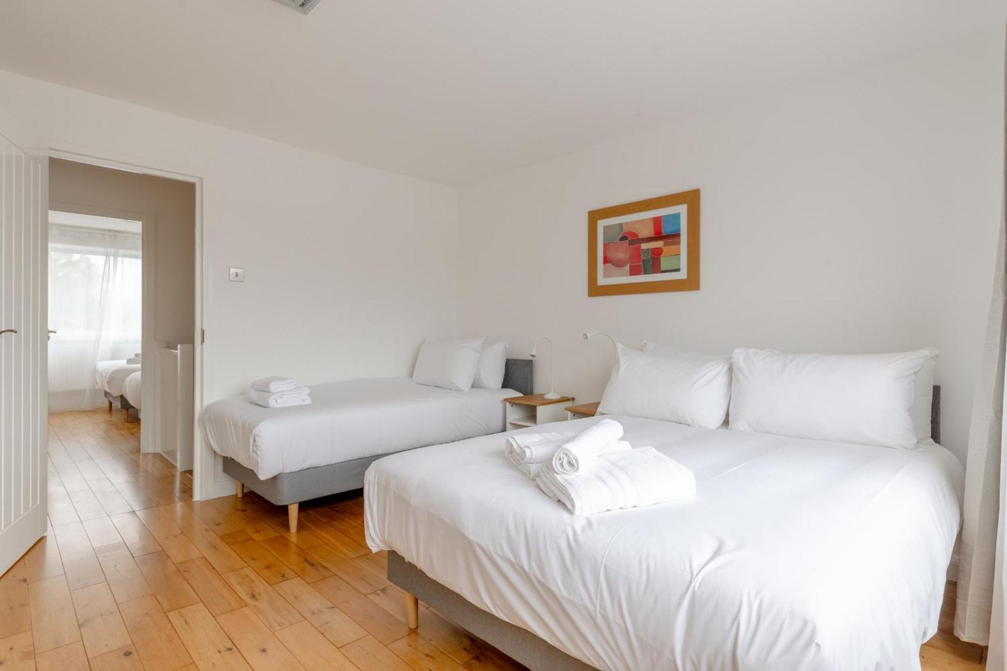 Spacious 4bd Near Excel London! * Londres