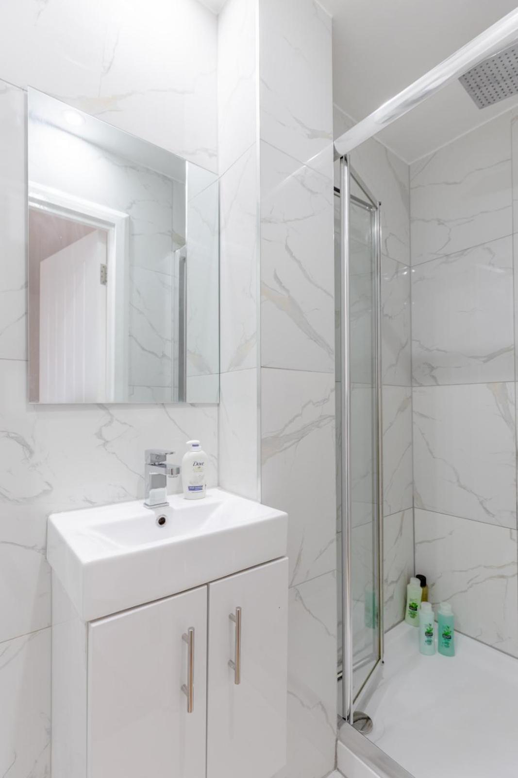 Hébergement de vacances Spacious 4bd Near Excel London!