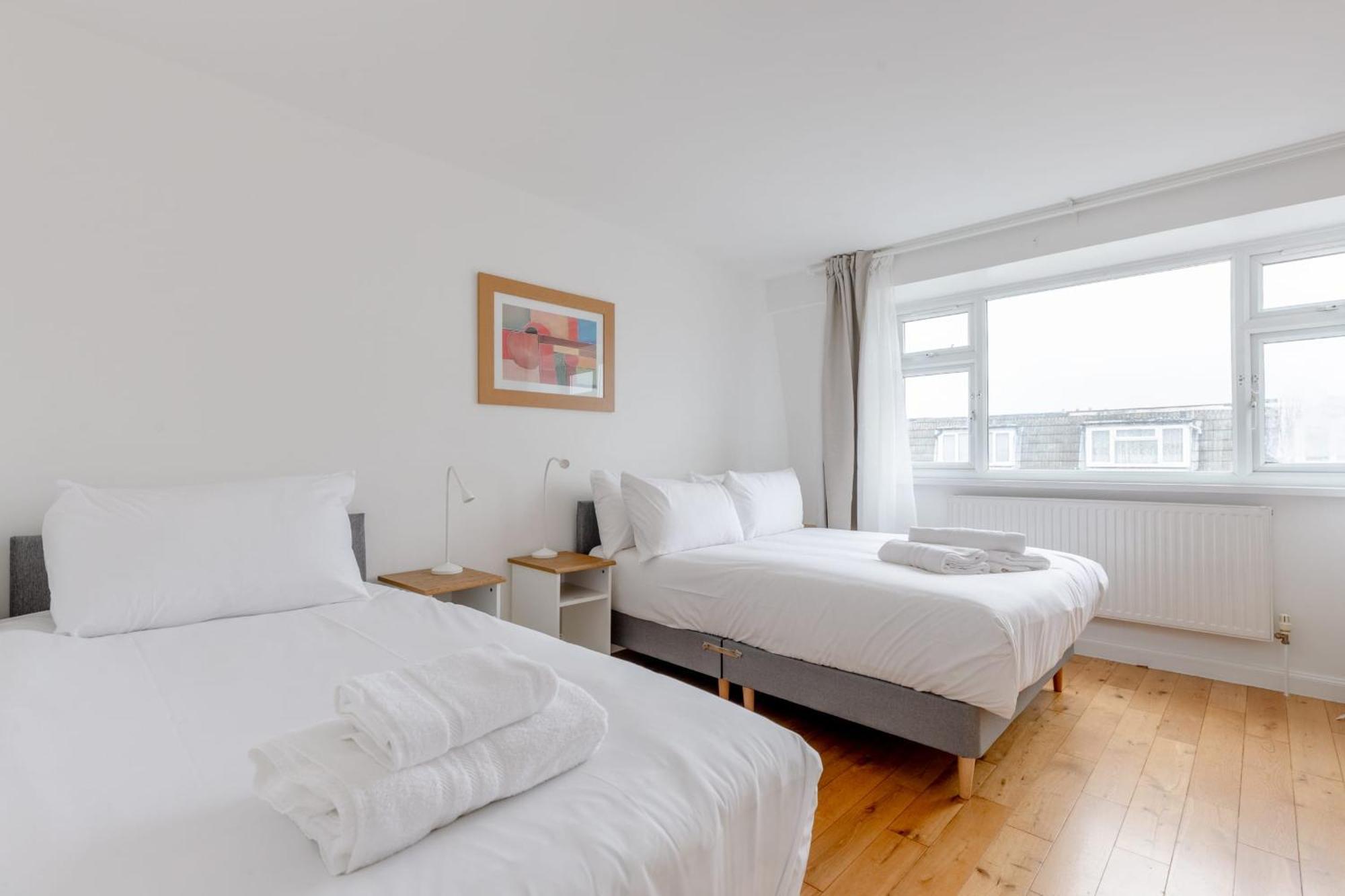 Spacious 4bd Near Excel London! * Londres