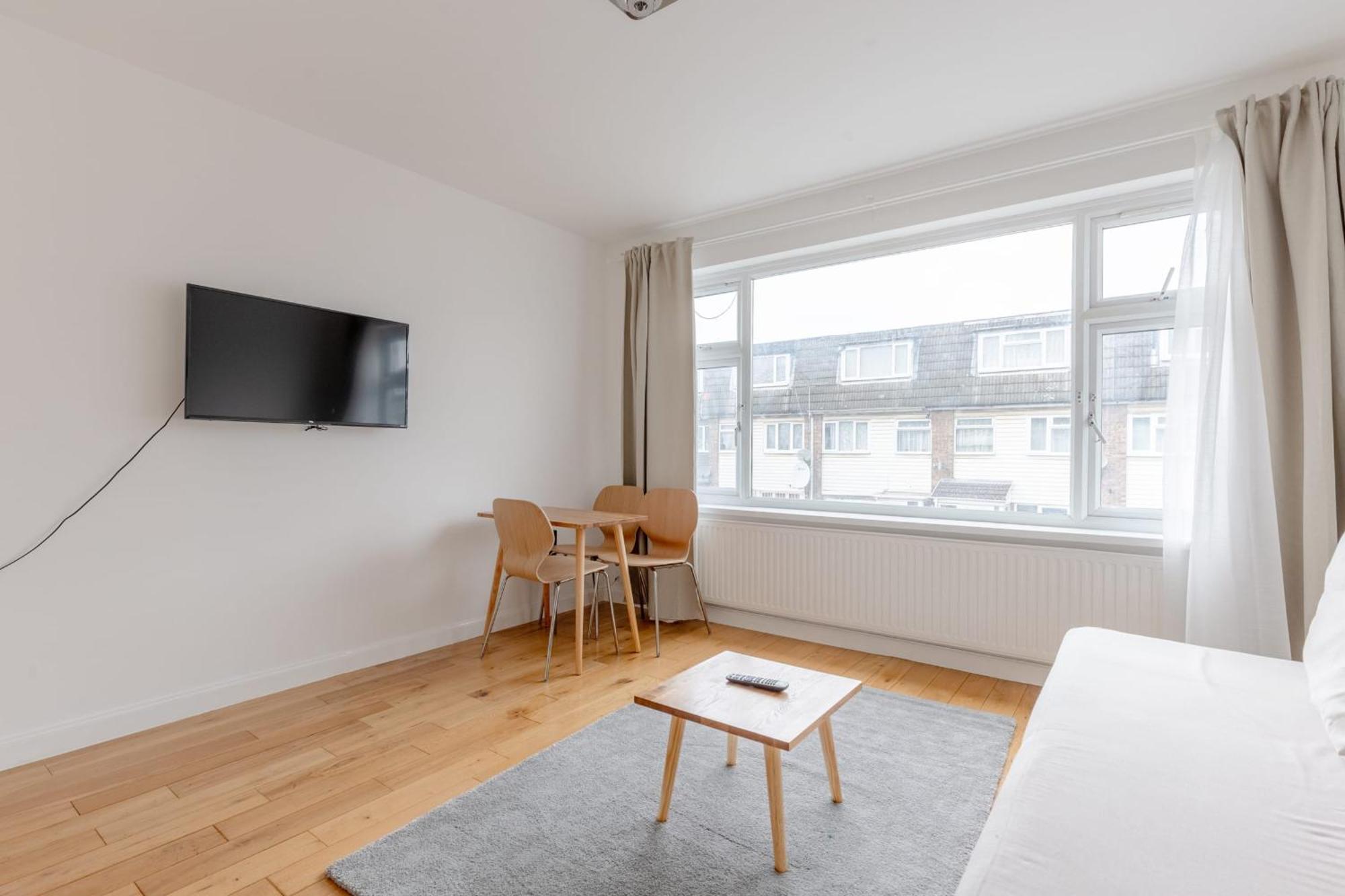 Spacious 4bd Near Excel London! Hébergement de vacances