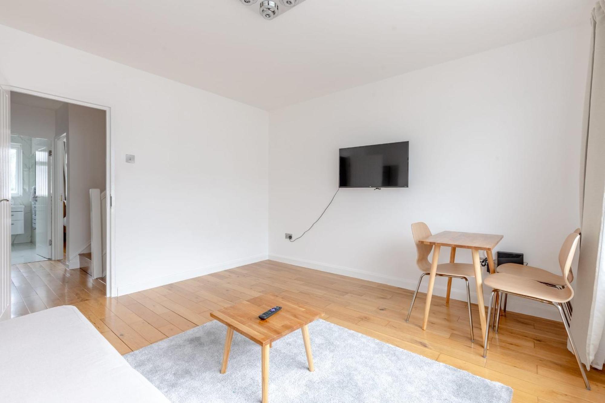 Spacious 4bd Near Excel London! * Londres