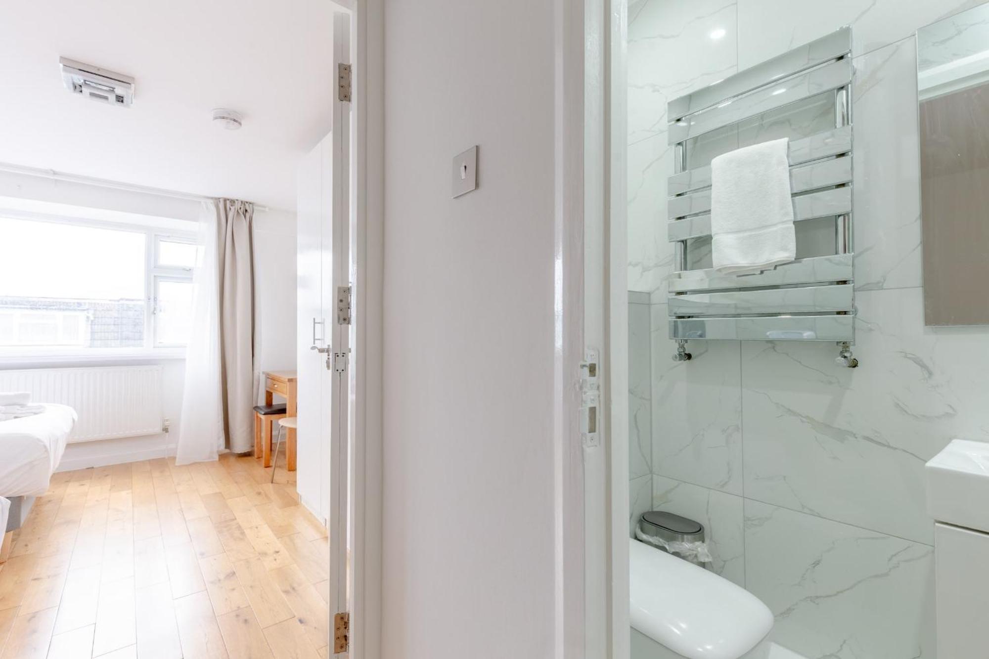 Spacious 4bd Near Excel London! * Londres