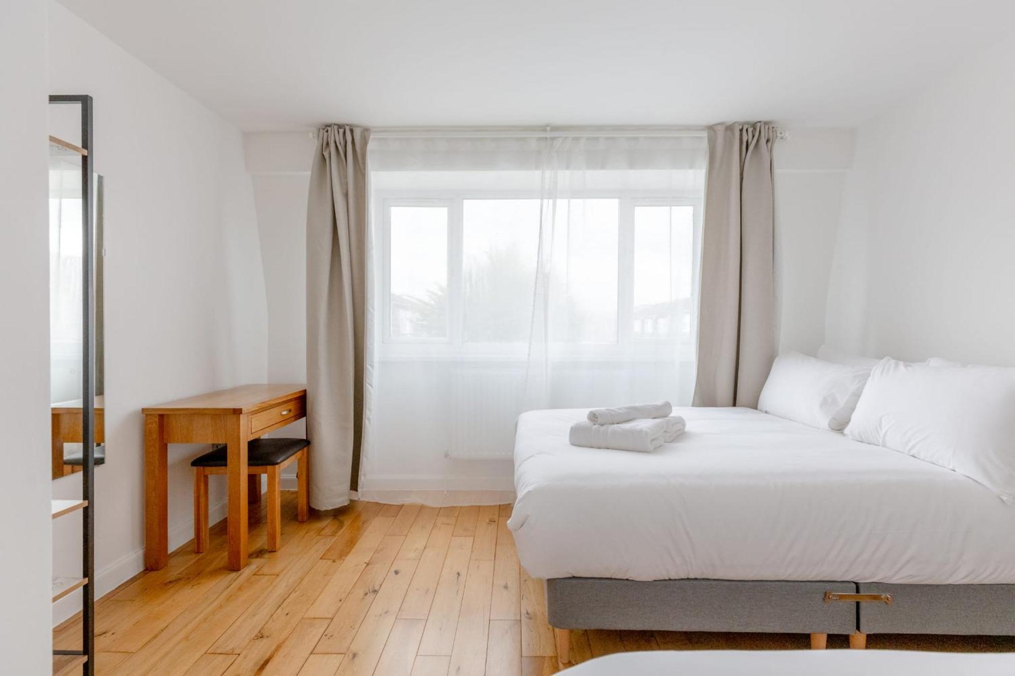 Hébergement de vacances Spacious 4bd Near Excel London!
