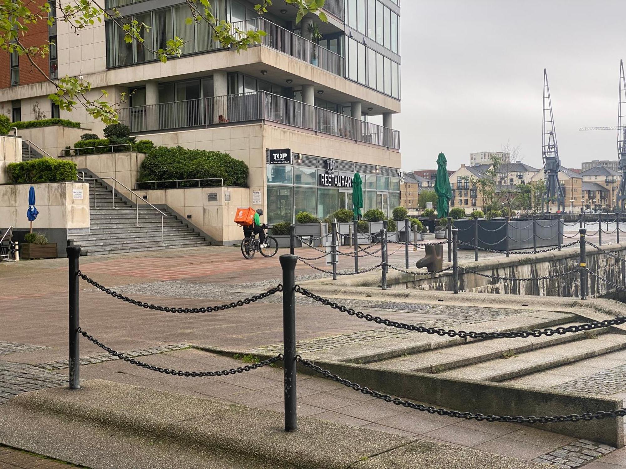 Cosy 3 Bed Penthouse In Royal Docks Londres