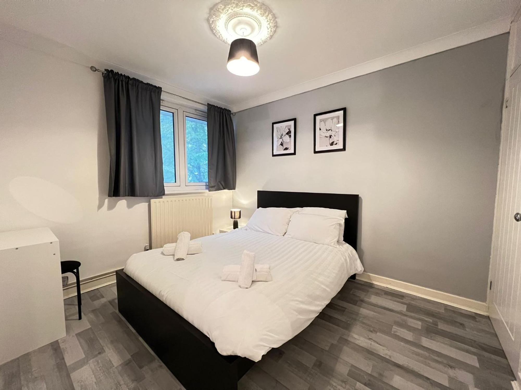 2 Bed Flat In Canary Wharf Londen