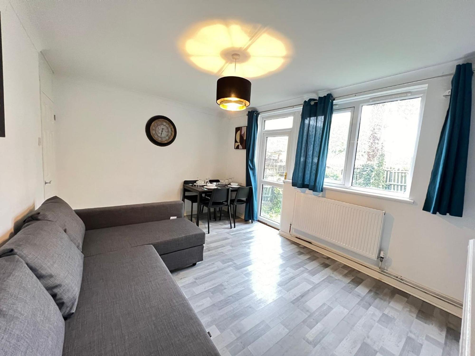 Appartement 2 Bed Flat In Canary Wharf Londen