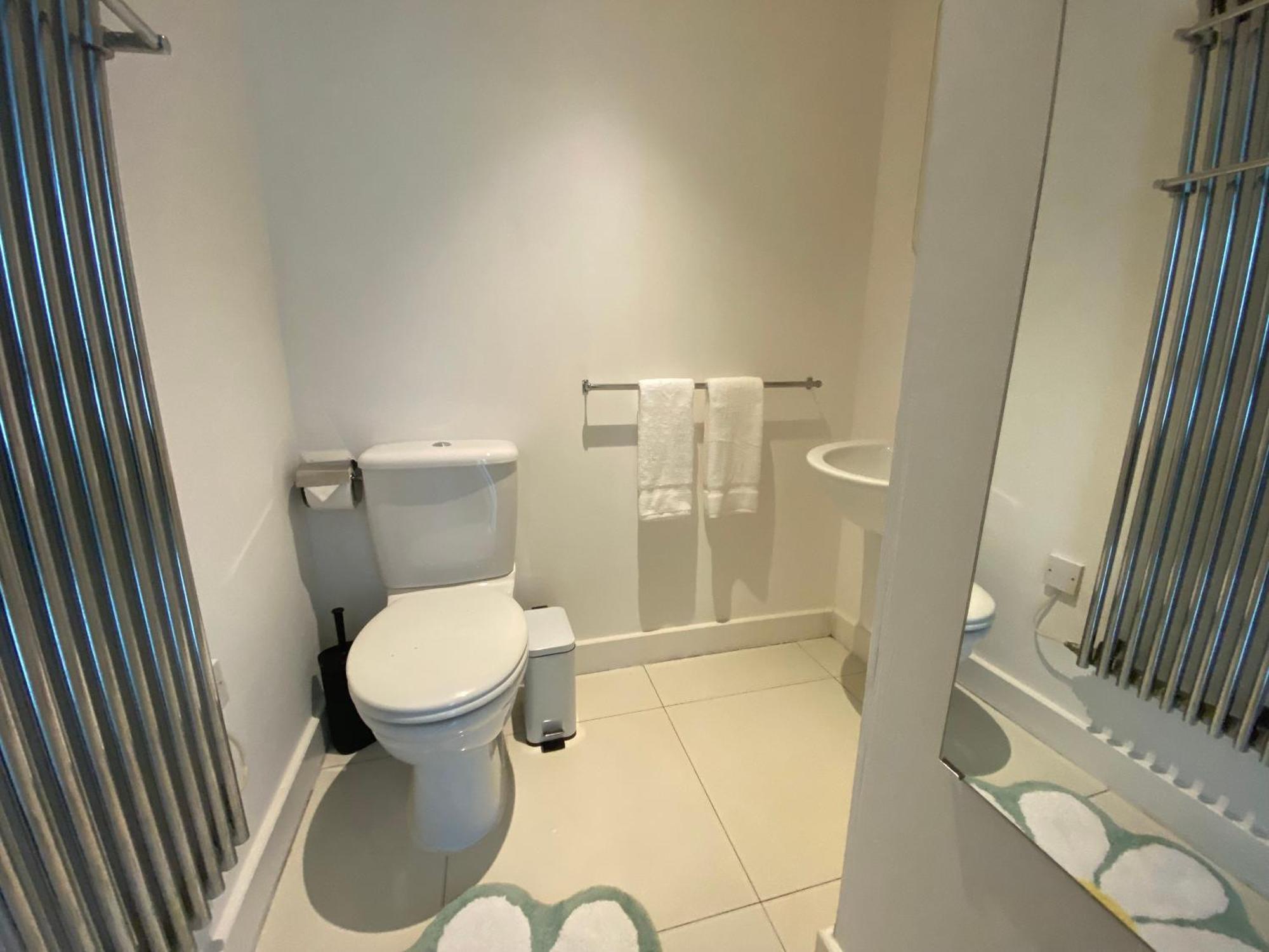 Cosy 3 Bed Penthouse In Royal Docks